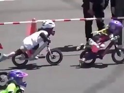 W końcu jakaś porządna rywalizacja rowerowa dla dzieci